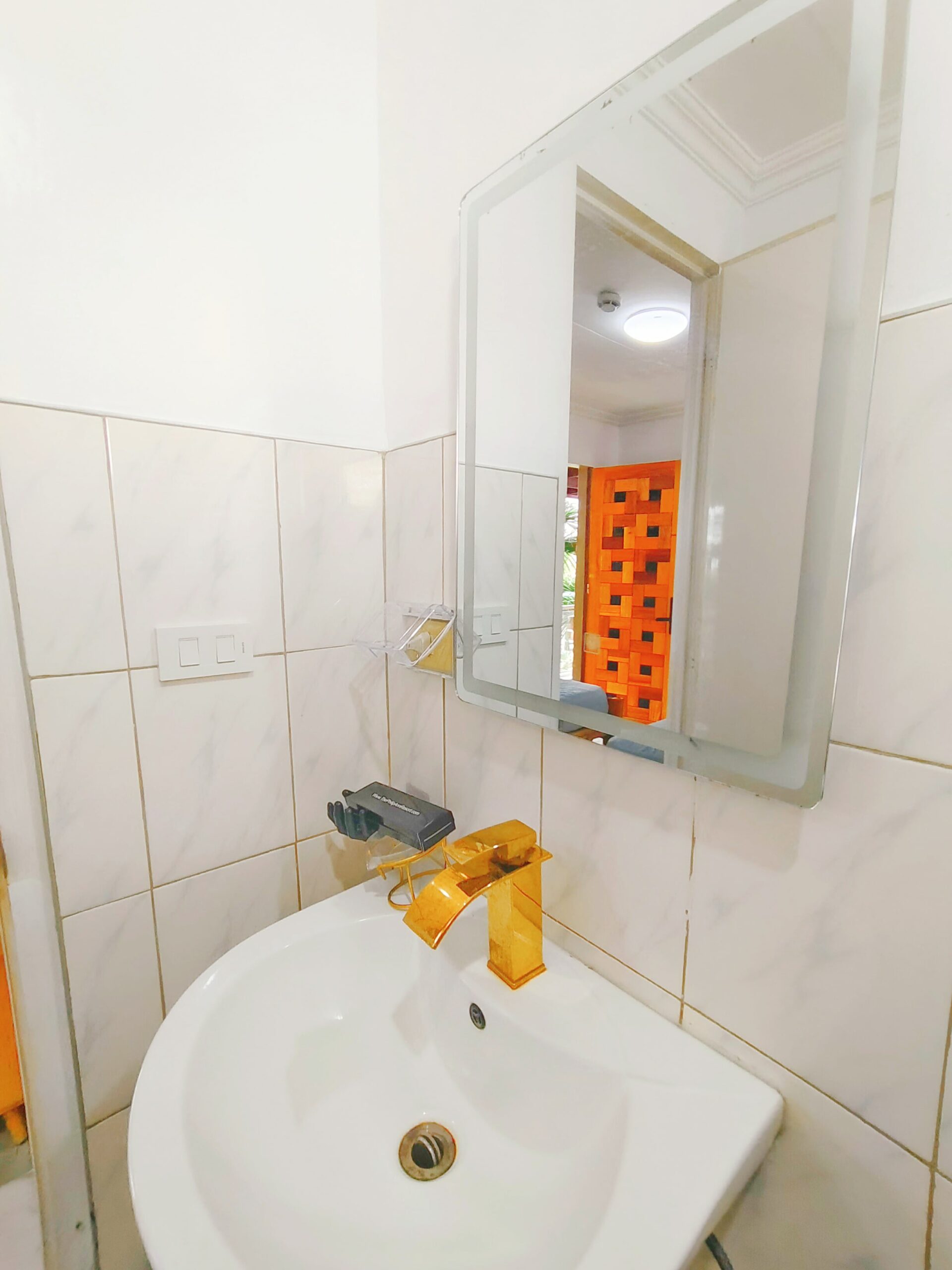 Messenger_creation_0A4B06C8-7E44-46C5-8E76-37F02E9042EC