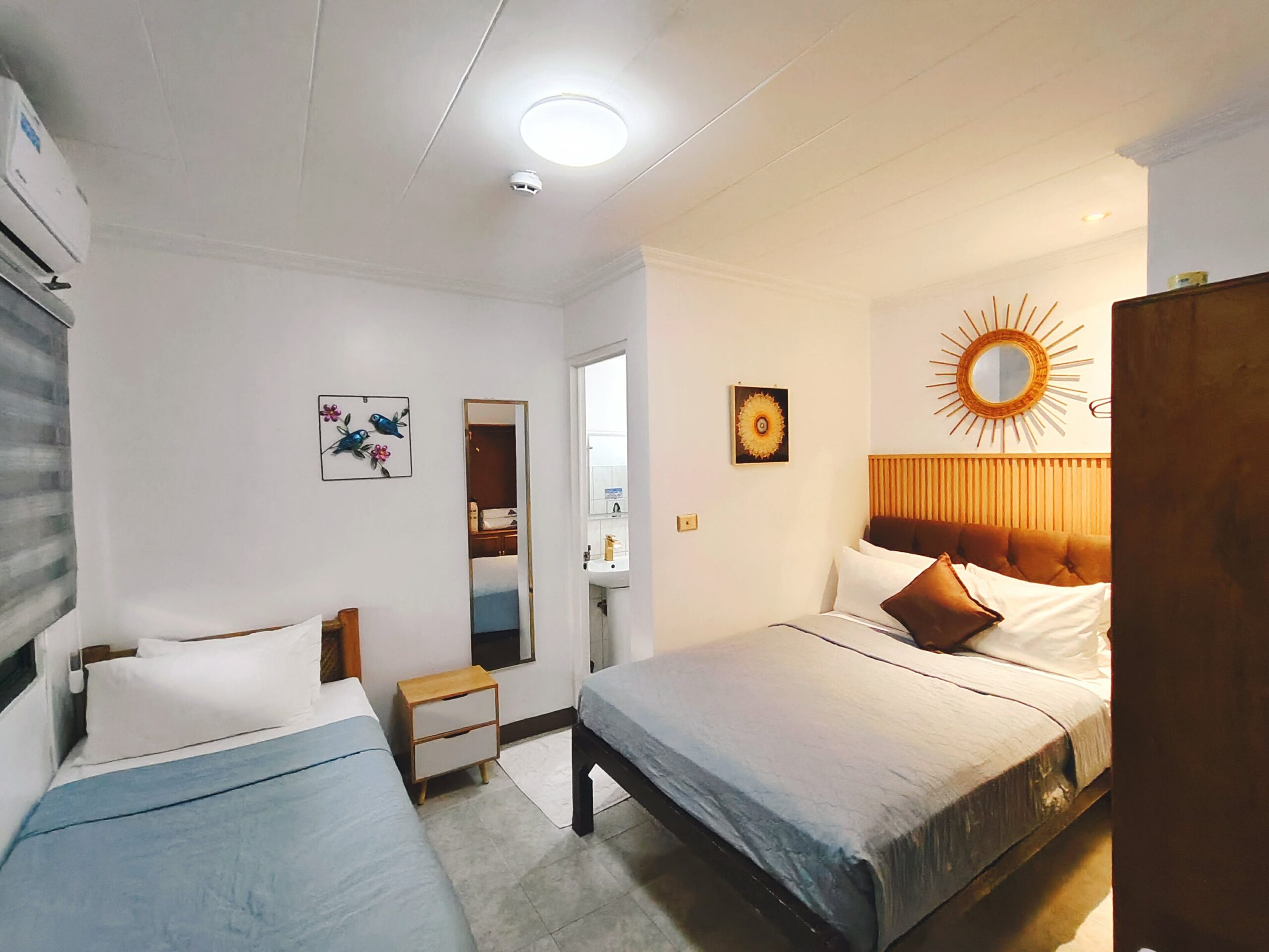 Messenger_creation_63A505CD-6B35-4594-B33C-60F461EACB17